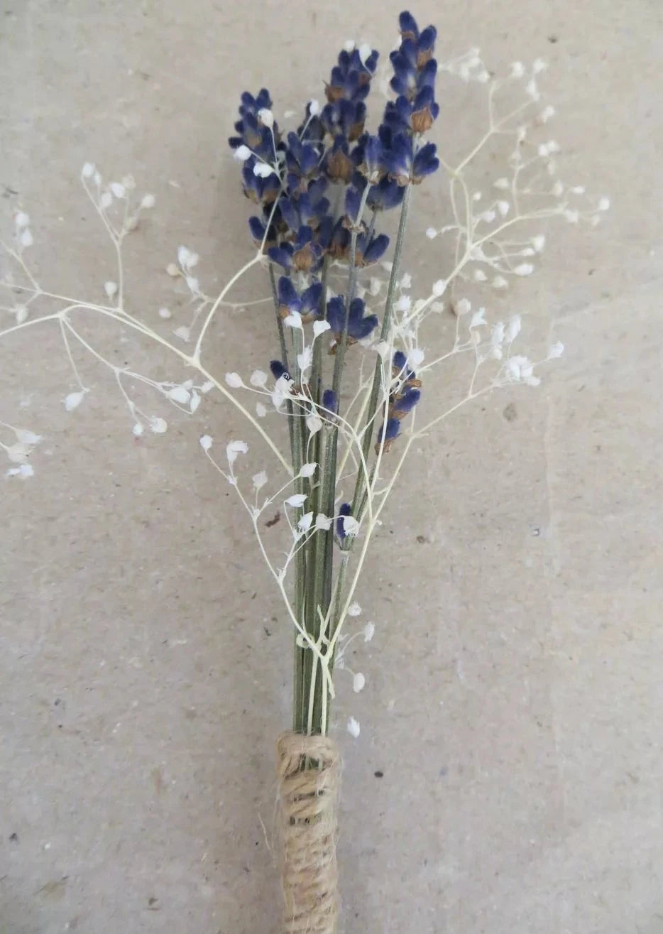 prendidos lavanda y paniculata para tu boda de sueños