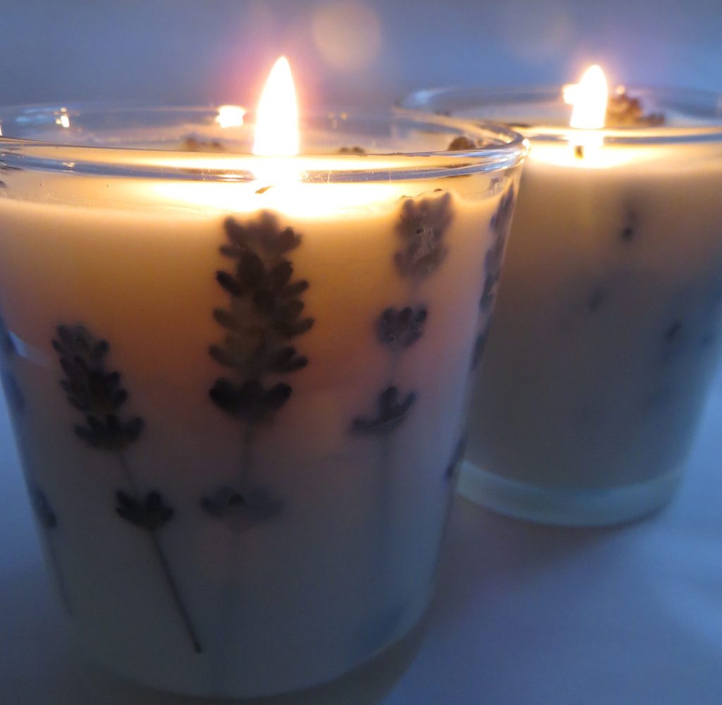 lavender scented candle DIY