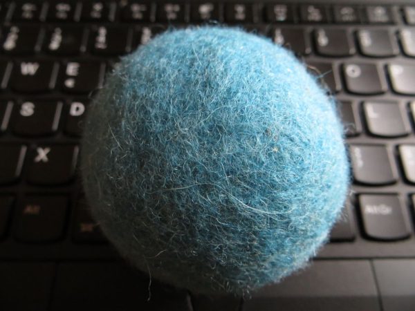 bola antiestrés azul lavanda