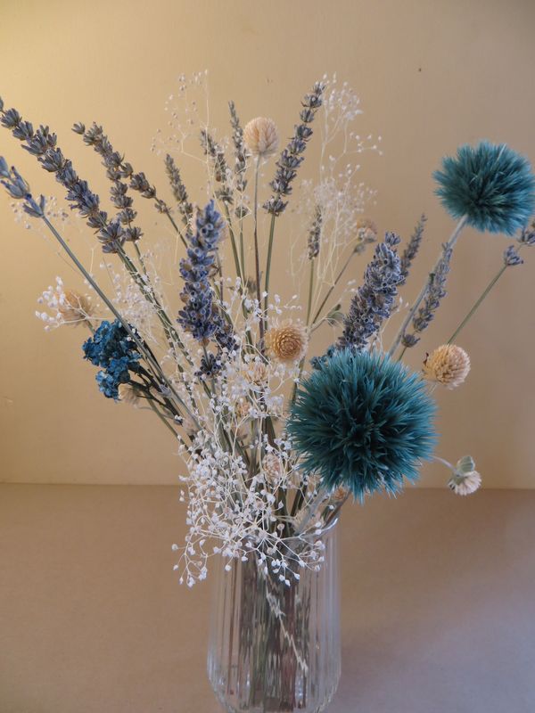 Turquoise dried flowers