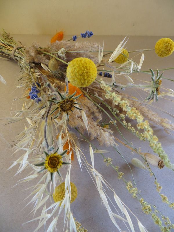 natural dried flowers bouquet