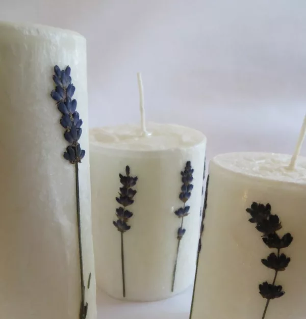 lavender nature candle - Essential.blue